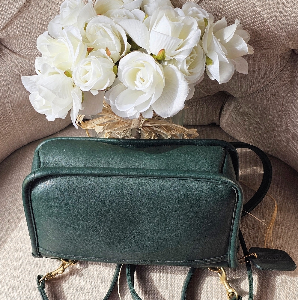 Vintage Coach Casino Crossbody Shoulder Bag Purse # 9924 ( Jade ) - Picture 7 of 12